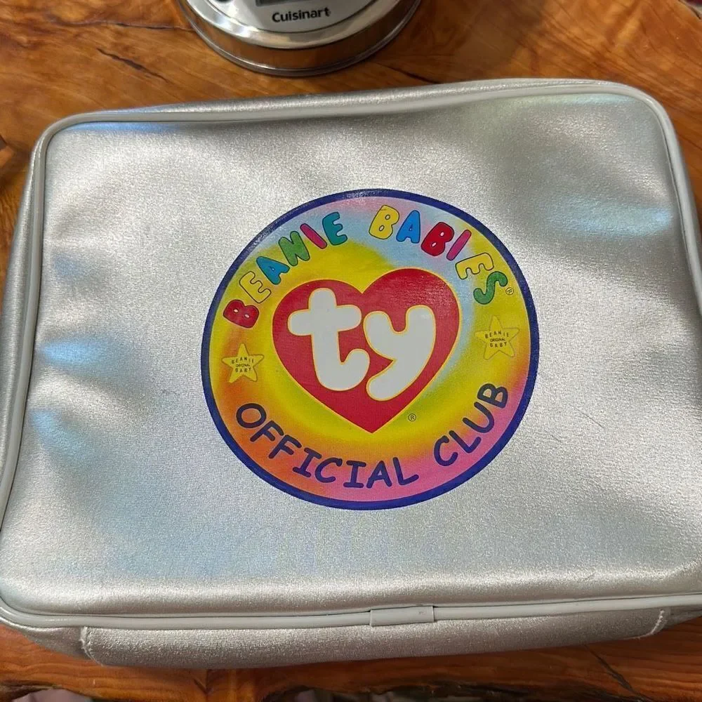 TY Beanie Babies Club Pack. new sealed